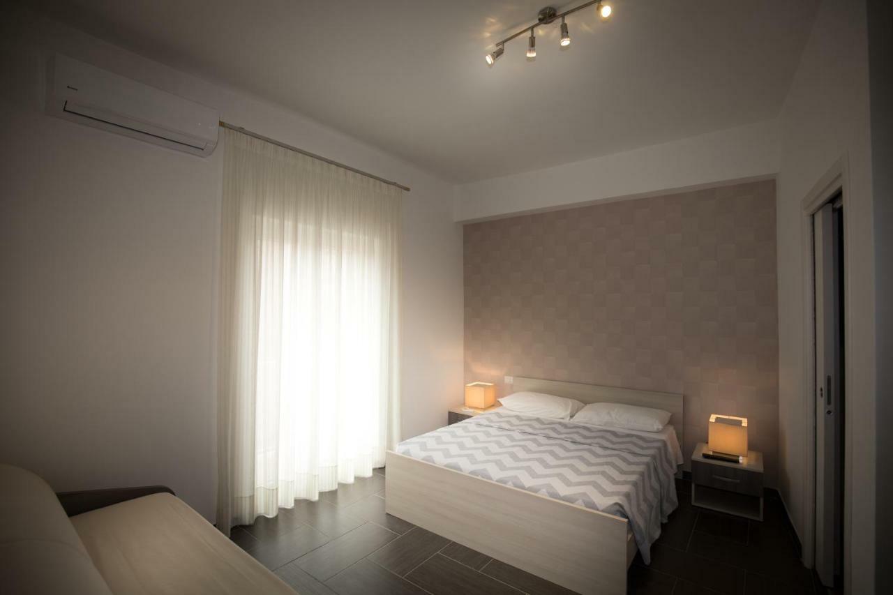 B&B Marco Polo 16 Trinitapoli Exterior photo