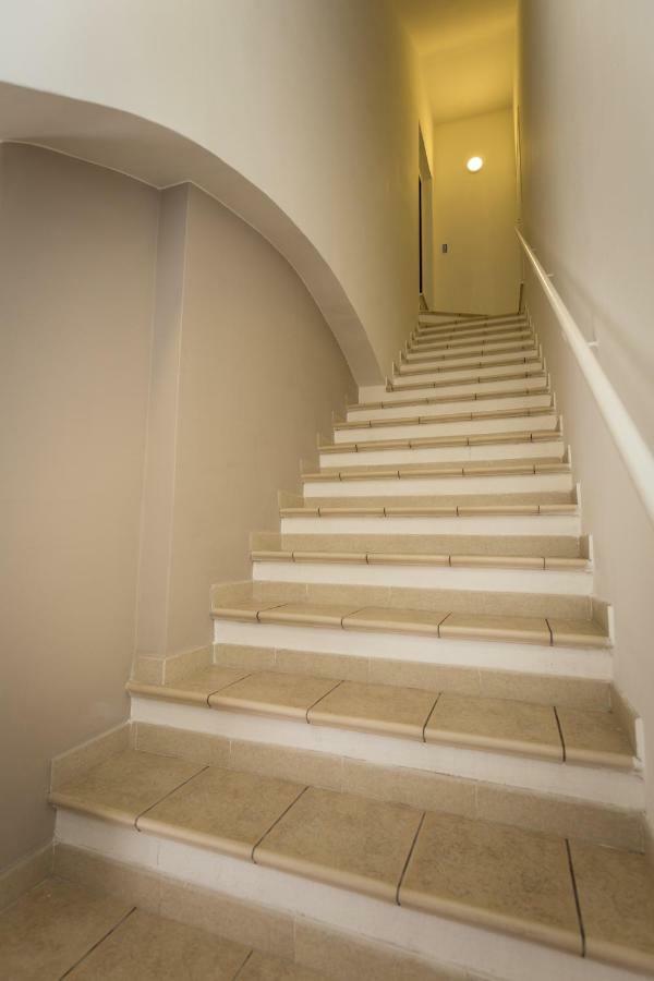 B&B Marco Polo 16 Trinitapoli Exterior photo
